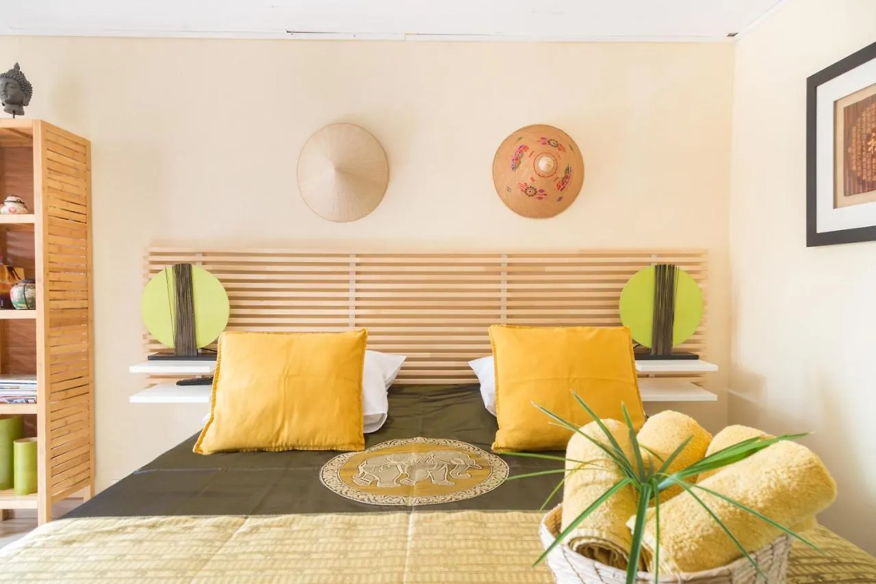 Maison D'Hotes L'Ilot Bambou Avignon Gasthof
