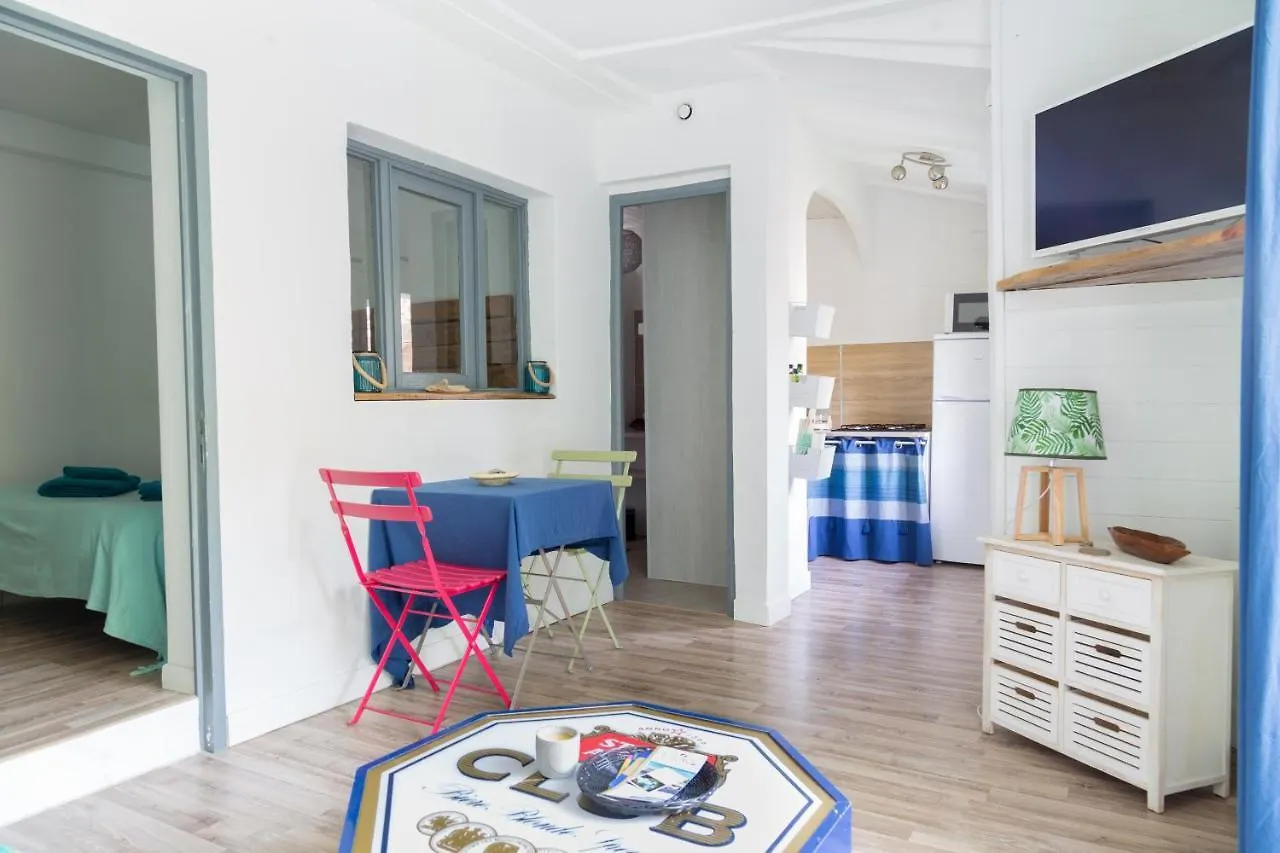 Maison d'hôtes L'îlot bambou Avignon 2*,