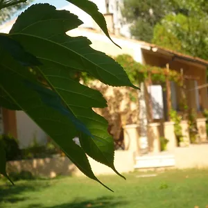  לינה וארוחת בוקר L'atelier Des Coudelieres